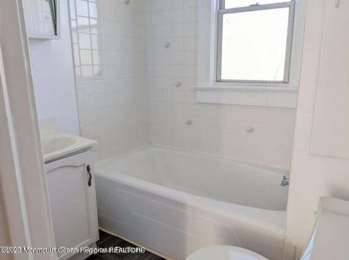 6 Lincoln Ave, Edison NJ exterior