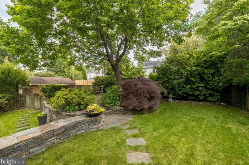 3928 Livingston St, Washington DC 20015-2921 exterior