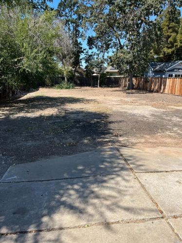 1367 Coventry Rd, Concord CA 94518-1120 exterior