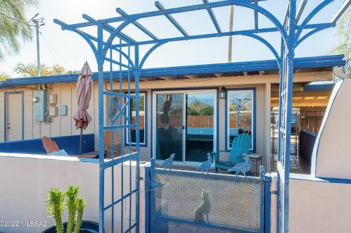 7925 Beverly St, Tucson AZ 85710-5803 exterior