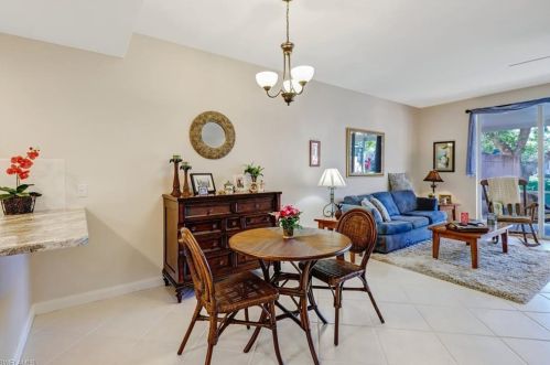 5417 Cv Cir, Naples FL 34119-9529 exterior