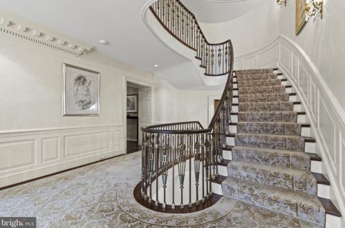 3005 45th St, Washington DC 20016-3528 exterior