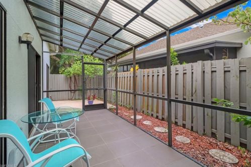 800 Meadowland Dr, Naples FL 34108-2531 exterior