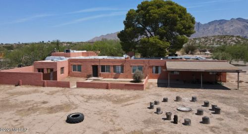 3571 River Rd, Tucson, AZ 85718-6638
