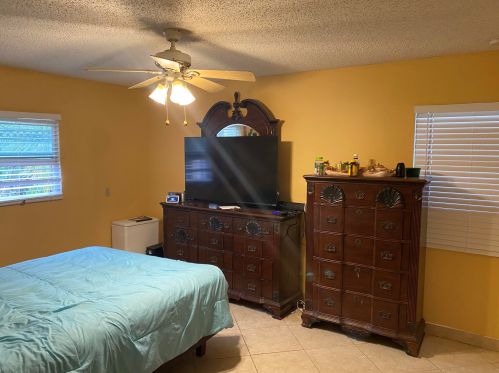 2320 Savona Blvd, Fort Pierce FL 34953-2213 exterior