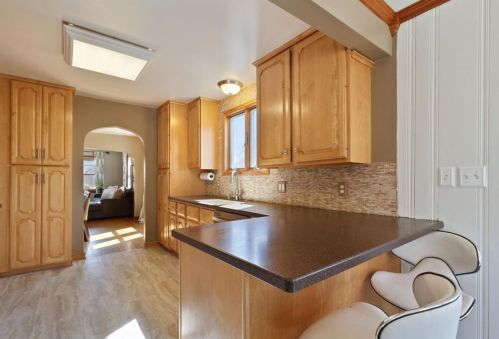 1697 Chatsworth, Saint Paul MN 55113-6536 exterior