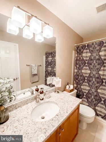 5817 Appleford Dr, Alexandria VA  22315-5625 exterior