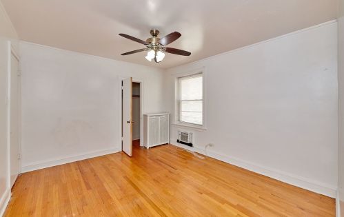 6635 Campbell Ave, Chicago IL 60645-5018 exterior