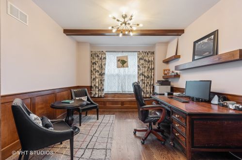 111 Clinton Ave, Elmhurst IL 60126-2906 exterior