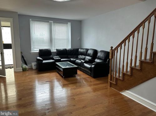 3044 Knorr St, Philadelphia PA  19149-2505 exterior