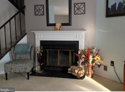 71 Lehavre Ct, Trenton, NJ 08619-4725