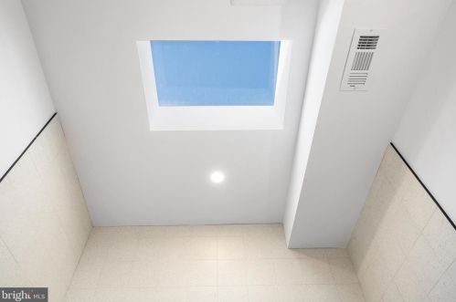 2008 16 St, Philadelphia PA 19121-2339 exterior