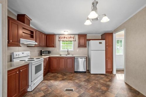 3828 Eliza St, Pittsburgh PA 15122-2033 exterior