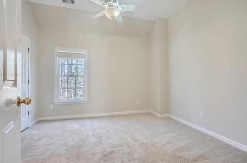 1109 Glenrose Dr, Smyrna GA 30080-4126 exterior