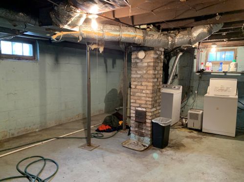 719 18th St, Manitowoc WI 54220-3131 exterior