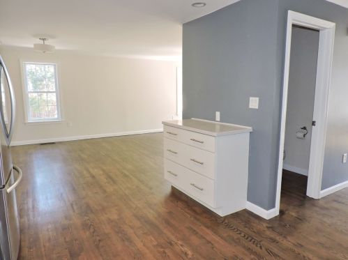 37 Curtisville Rd, Concord NH 03301-5906 exterior