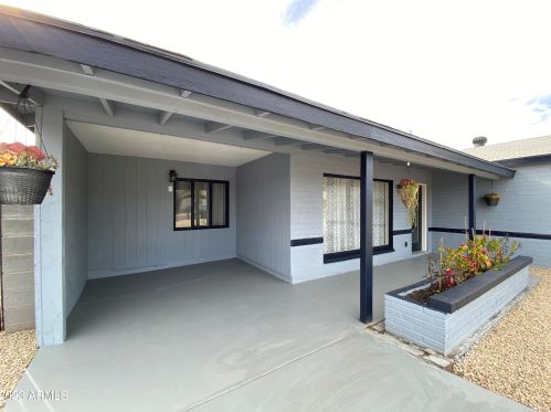 7008 11th Way, Phoenix AZ  85020-5313 exterior