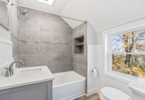 1437 Avon Pl, Pittsburgh PA 15221-1216 exterior