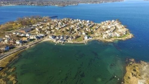 30 Bay View Ave, Salem, MA 01970-5749