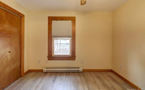 58 Washington St, Wallingford CT 06492-3530 exterior