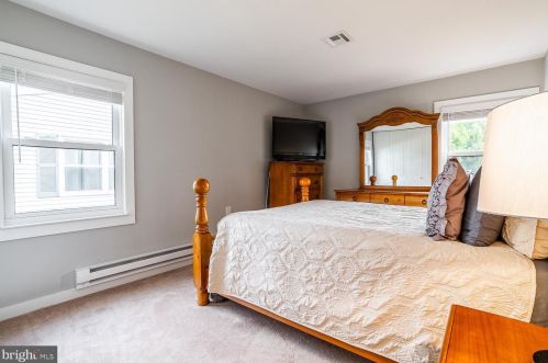 11 Warwick Way, Southampton NJ  08088-1143 exterior