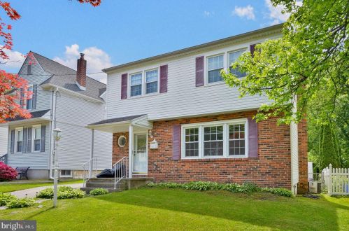 124 Holly Ave, Camden, NJ 08107-1118