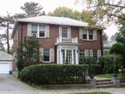 46 Grant Ave, Newton, MA 02459-1309