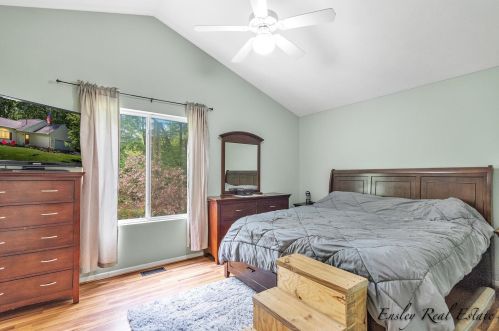 3040 Root Ct, Cedar Springs MI 49319-8153 exterior