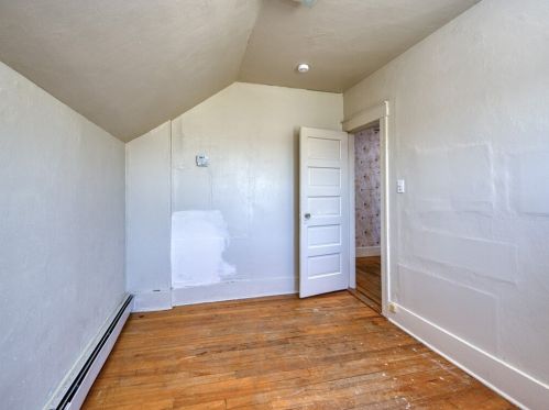 34 Mountain St, Worcester MA  01606-1412 exterior