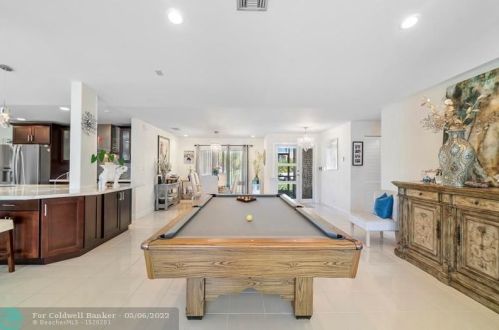 10190 Crosswind Rd, Boca Raton FL 33498-4739 exterior