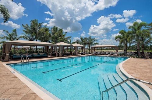 3376 Atlantic Cir, Naples FL 34119-8636 exterior