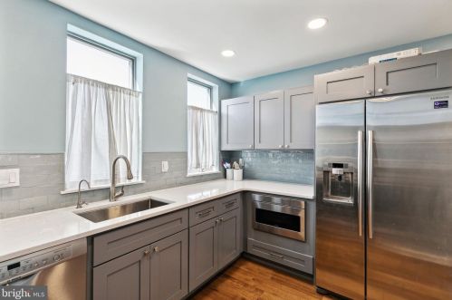 728 Daly St, Philadelphia PA 19148-3306 exterior