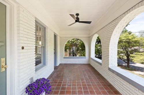 1725 Melrose Dr, Atlanta GA  30310-4538 exterior