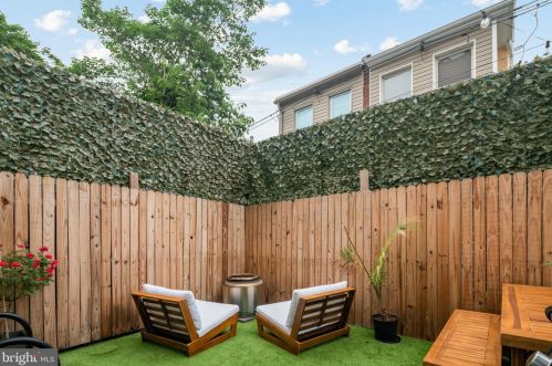 1313 29 St, Philadelphia PA 19121-4503 exterior