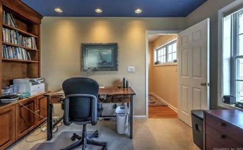 96 Cooper Ave, Milford CT exterior