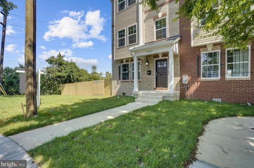 4400 Lee St, Washington, DC 20019-3833