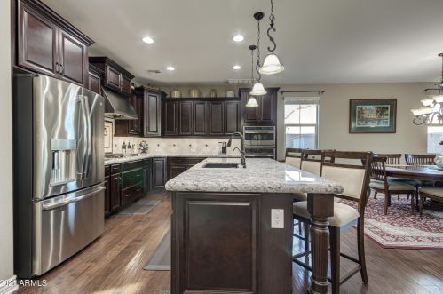 6151 Fresno St, Chandler AZ 85249-5589 exterior