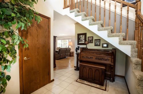 105 Goodell Rd, Folsom CA 95630-5221 exterior