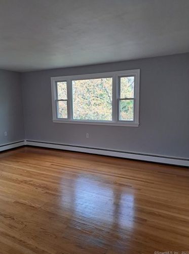 13 Union Pl, Manchester CT  06042-2056 exterior