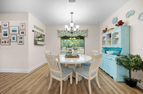 9088 Tara Cir, Milton FL 32583-8147 exterior