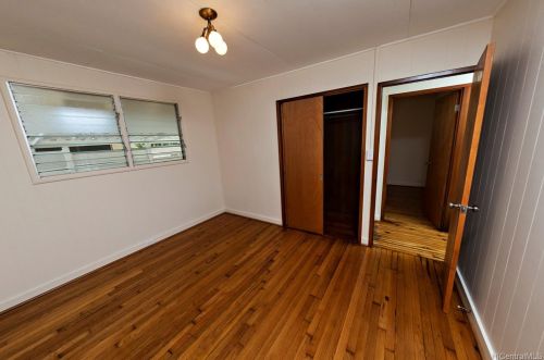 1717 Noe St, Honolulu HI 96819 exterior