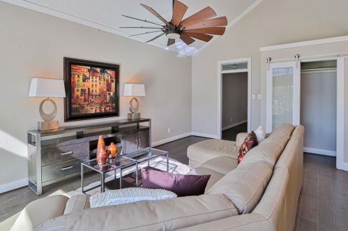 17 Kingwood Villas Ct, Humble TX 77339-3652 exterior