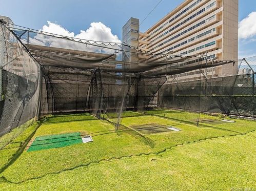 2333 Kapiolani Blvd, Honolulu HI  96826-4485 exterior