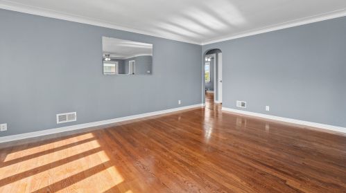 9225 Sacramento, Chicago IL 60805-2637 exterior