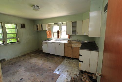 2866 90, Milwaukee WI 53214-4223 exterior