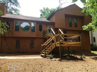 251 Saint Simons Cv, Lawrenceville GA  30044-5251 exterior