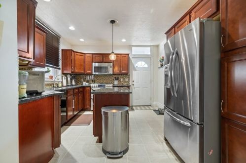 4008 Northminster St, Pittsburgh PA  15212-1622 exterior