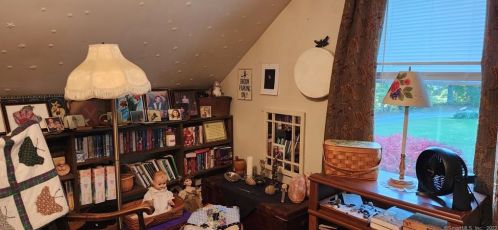 170 Burlingame Rd, Killingly CT 06239-1500 exterior