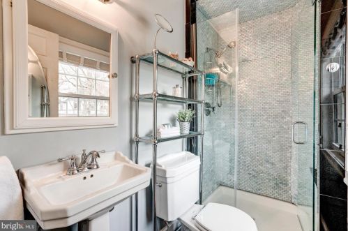 3240 Livingston St, Washington DC 20015-1756 exterior