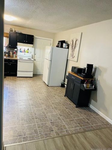 22 Spg St, Killingly CT 06239-2833 exterior